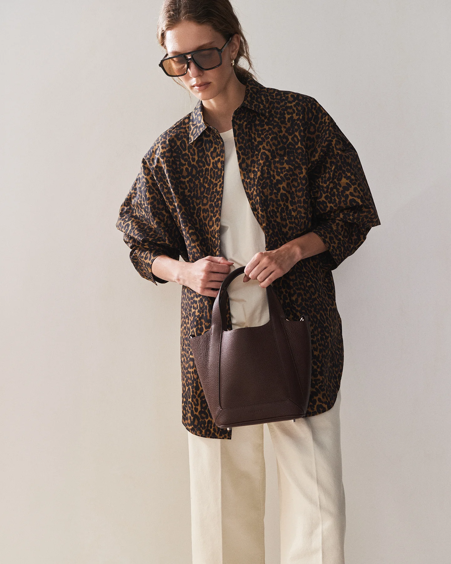 Alexie Tote: Coffee Pebbled Leather - Image 5
