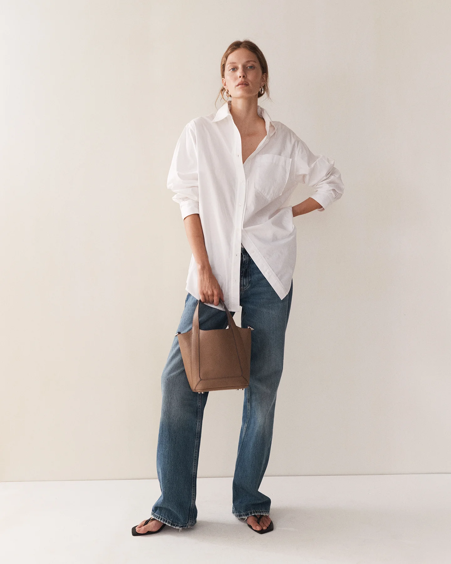 Alexie Tote: Taupe Pebbled Leather - Image 6