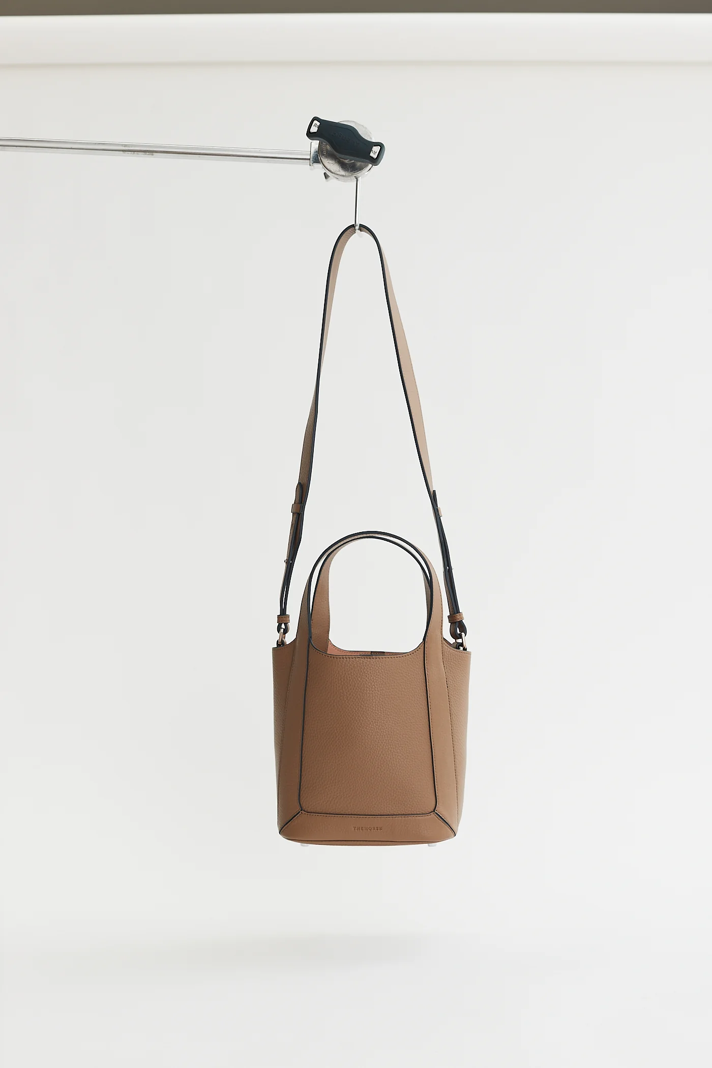 Alexie Tote: Taupe Pebbled Leather - Image 7