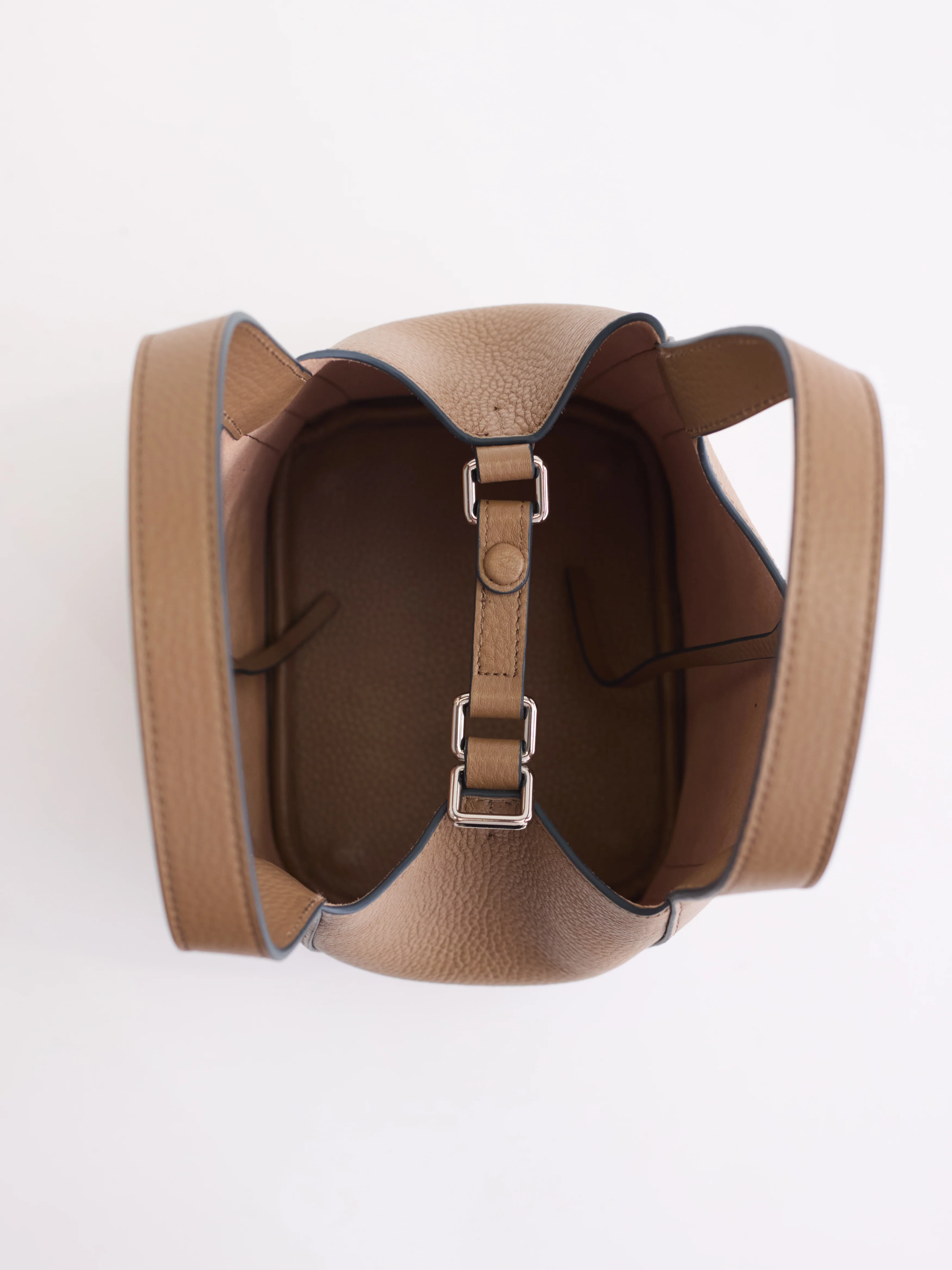 Alexie Tote: Taupe Pebbled Leather - Image 9