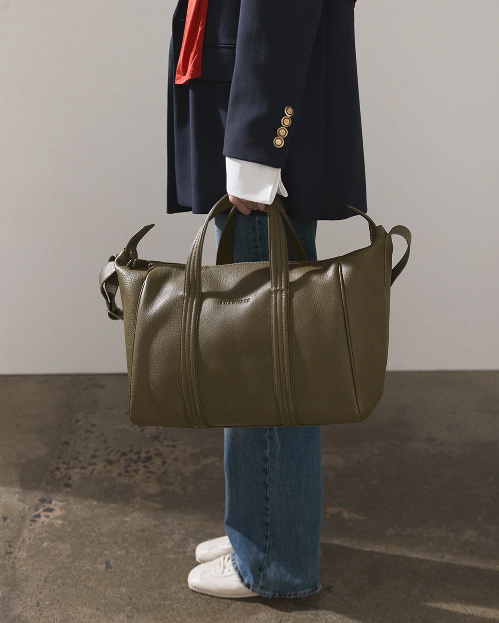 Aries Duffle Bag: Olive - Image 6