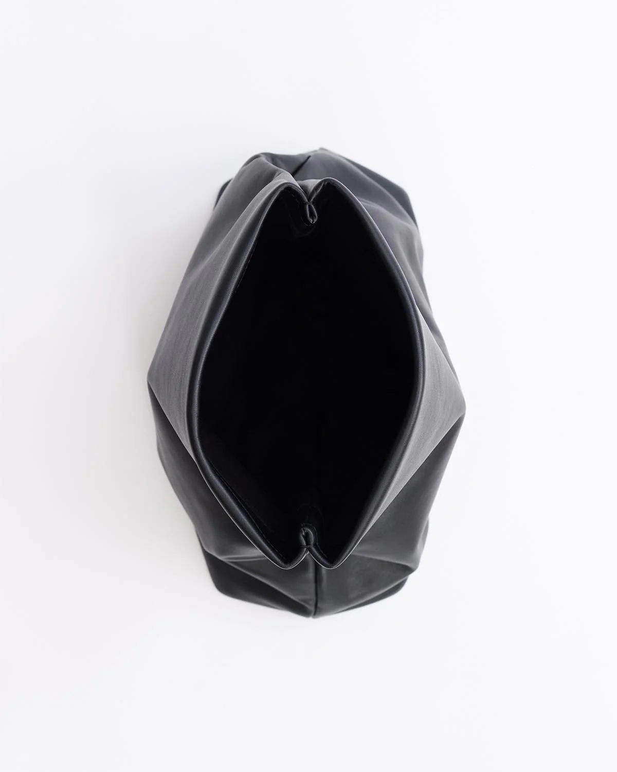 Benny Fold Clutch: Black - Image 7