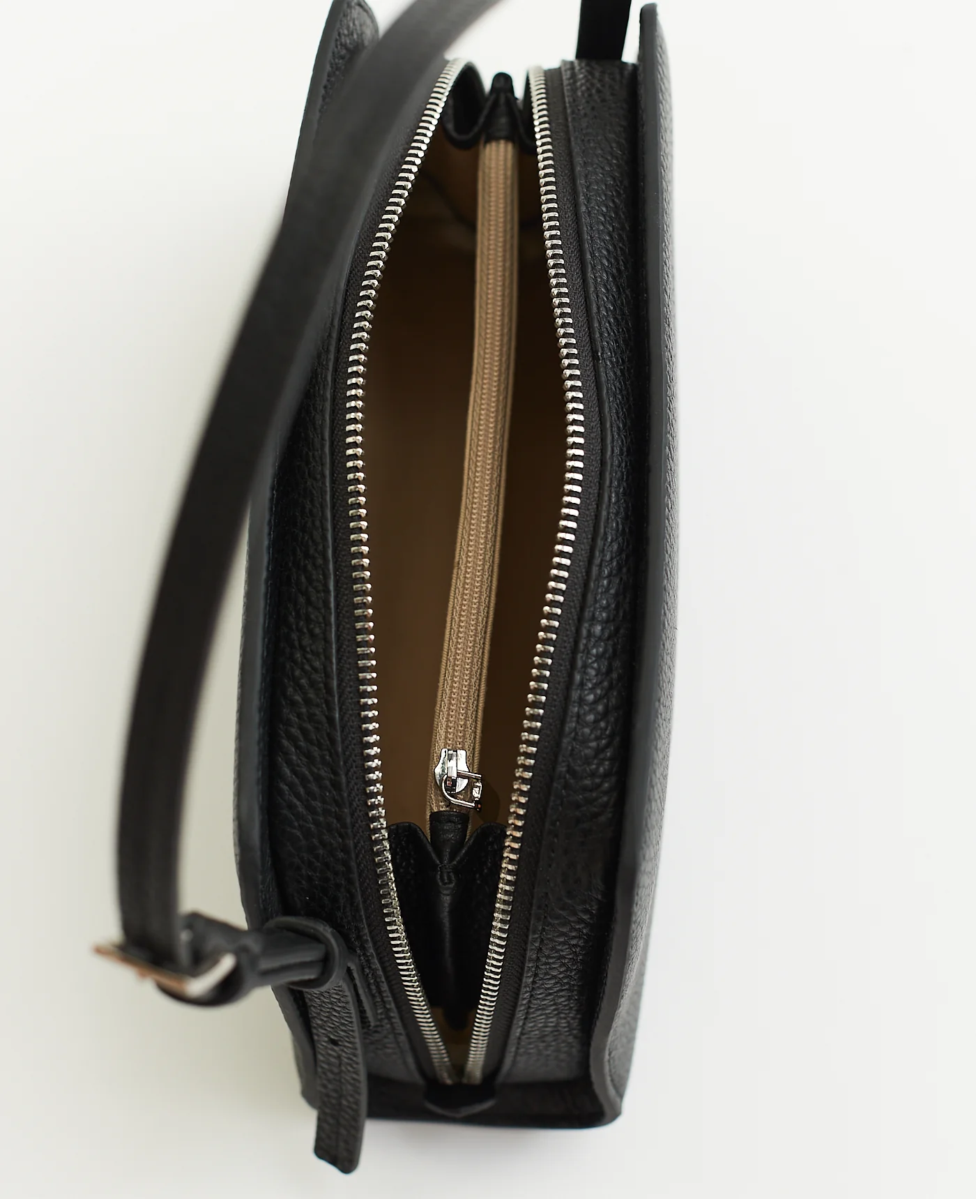 Clara Bag: Black - Image 10