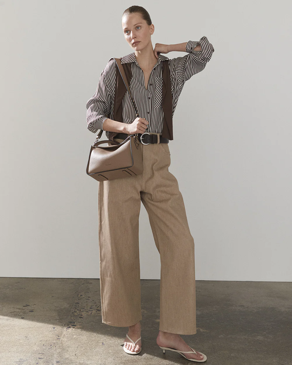 Clementine Bag: Taupe Pebbled Leather - Image 7
