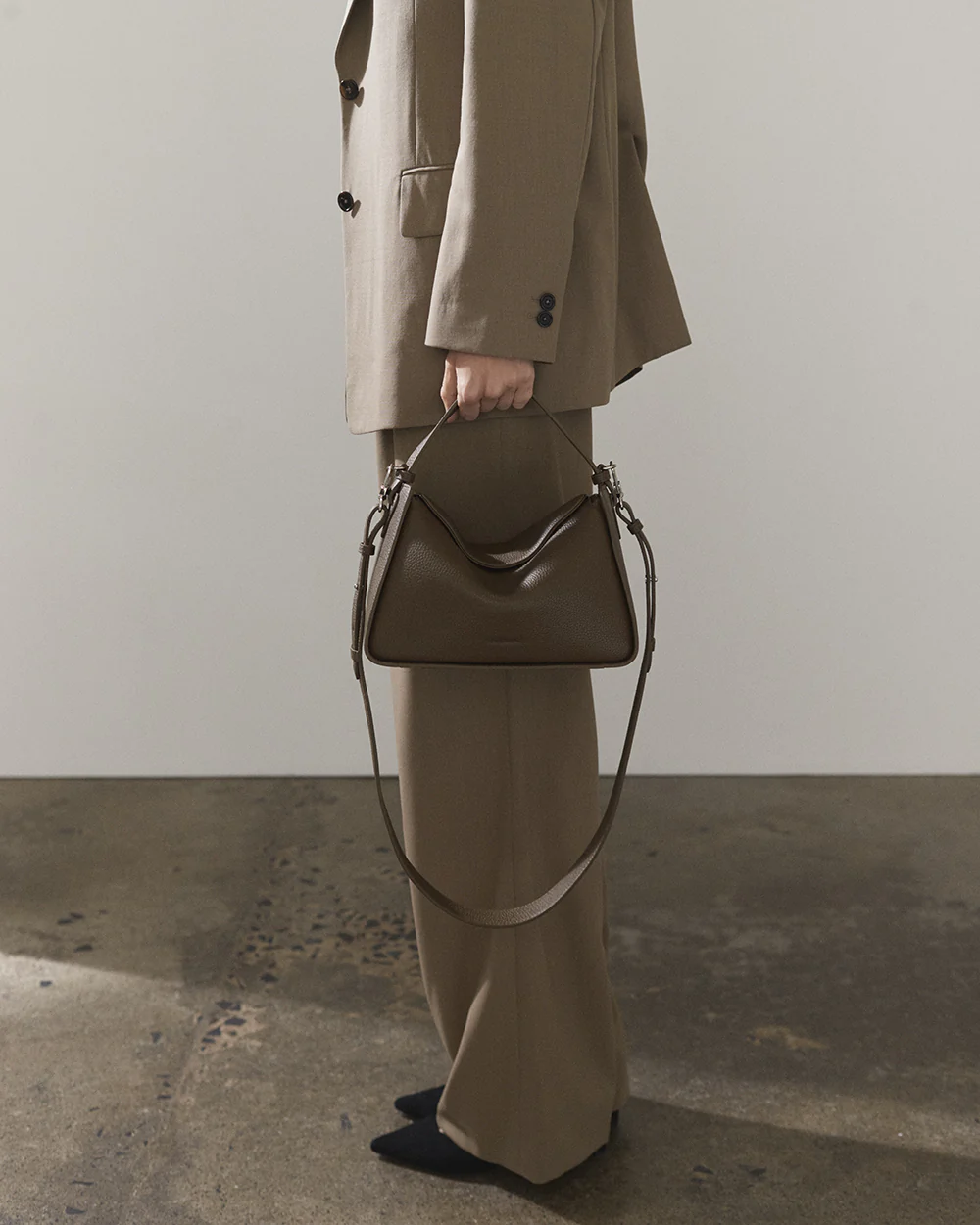 Clementine Bag: Khaki Green Pebbled Leather - Image 5