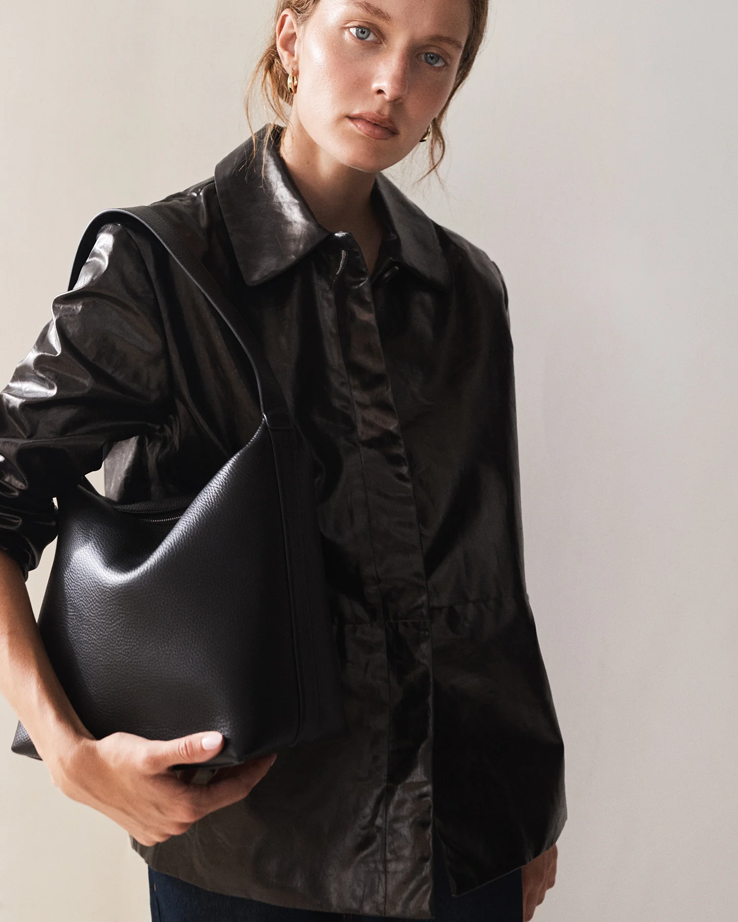 Daisy Bag: Black - Image 3