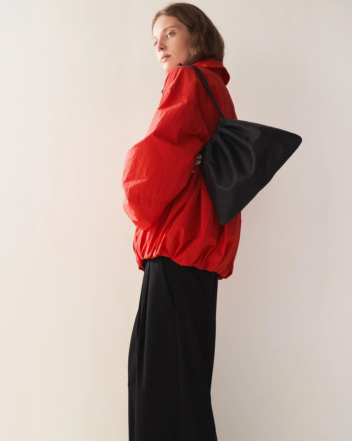 Fin Drawstring Bag: Black - Image 3