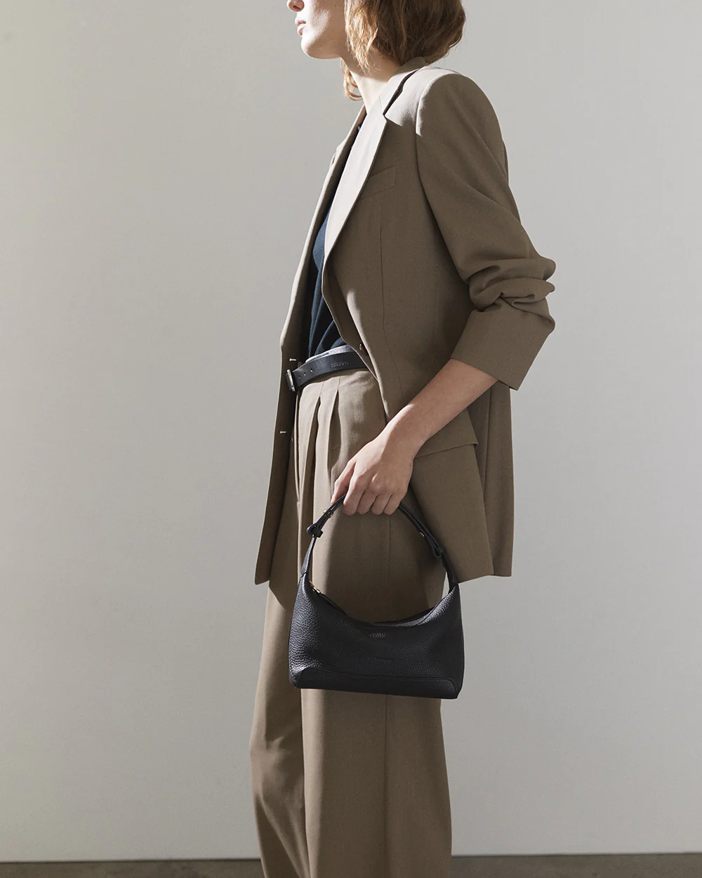 Harri Bag: Black Gold - Image 12