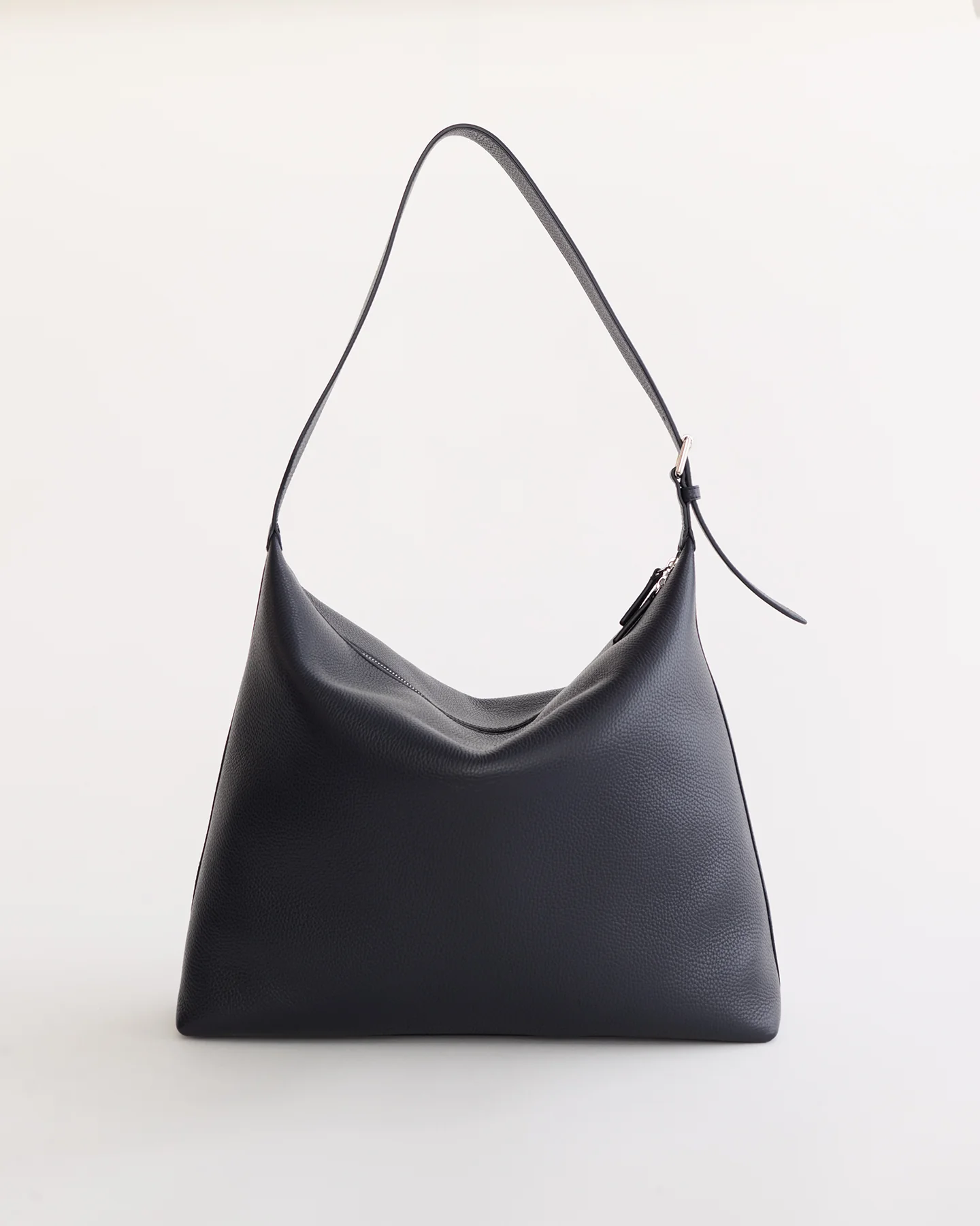 Large Daisy Bag: Navy - Image 7
