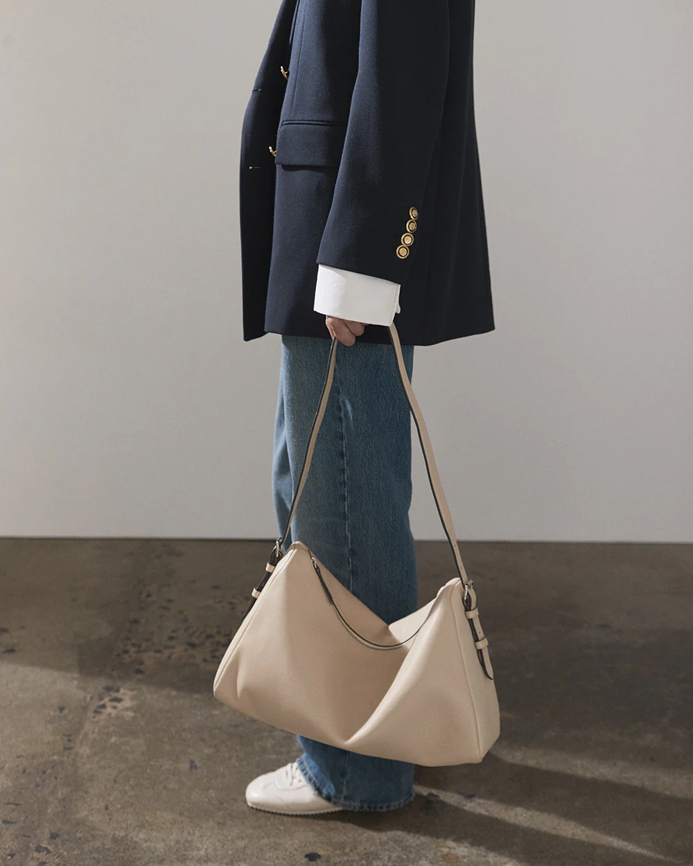 Lottie Handbag: Oat - Image 5