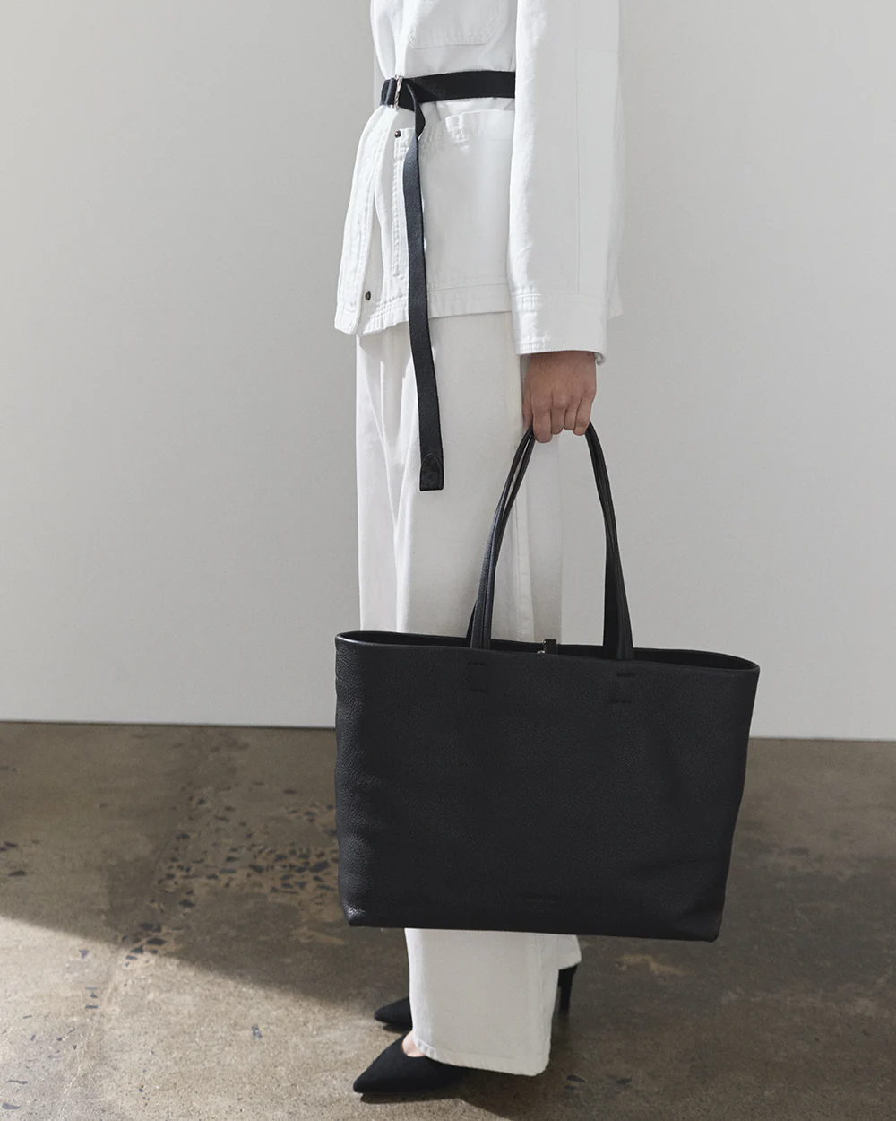 Teddy Tote: Black - Image 6