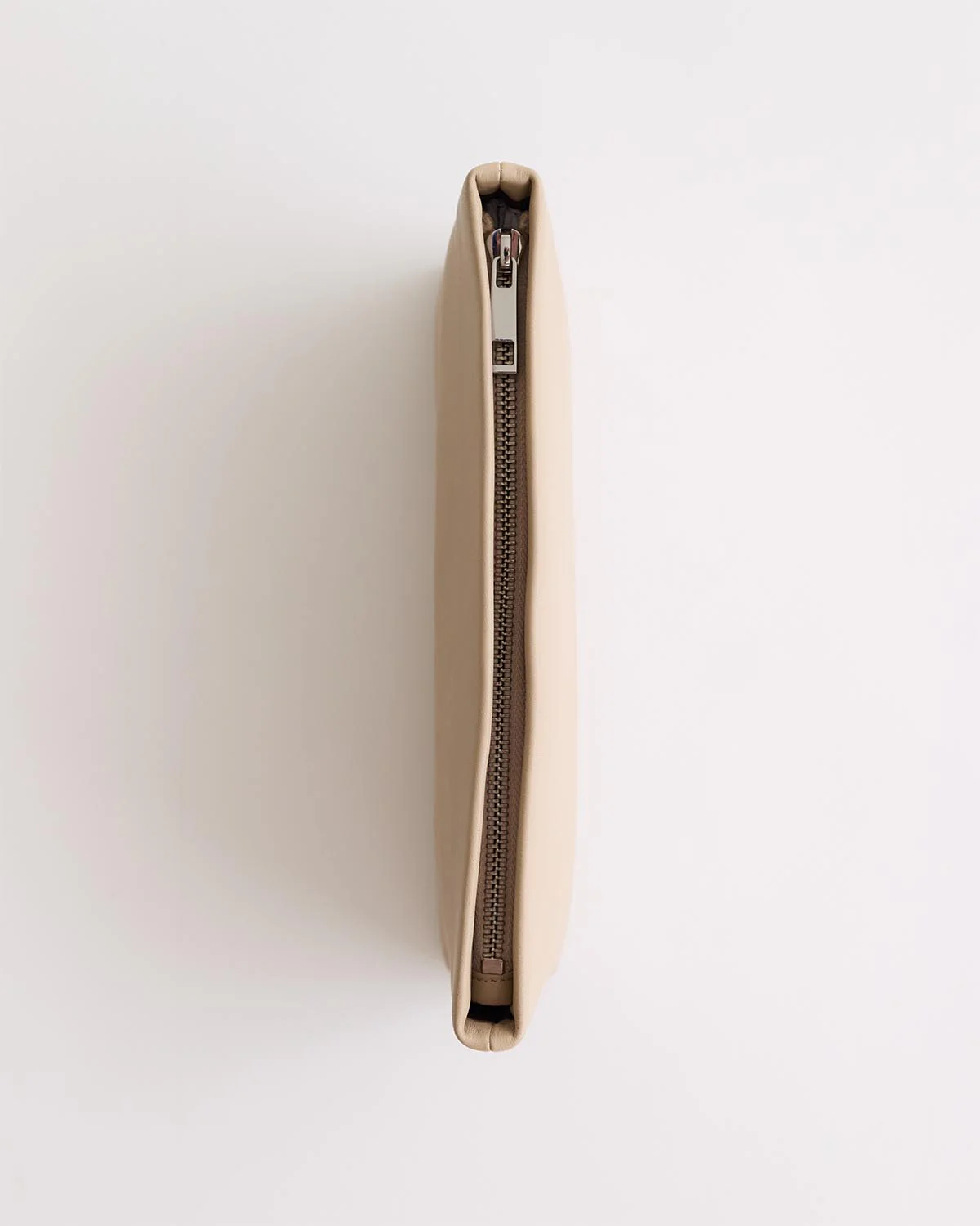 Wes Clutch: Oat - Image 4