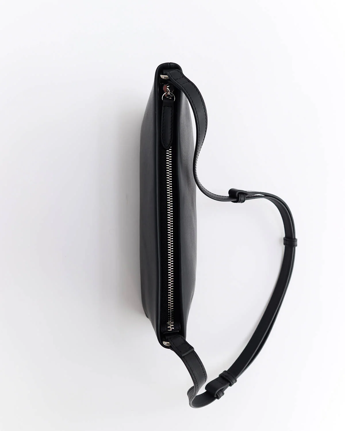 Wes Shoulder Bag: Black - Image 4