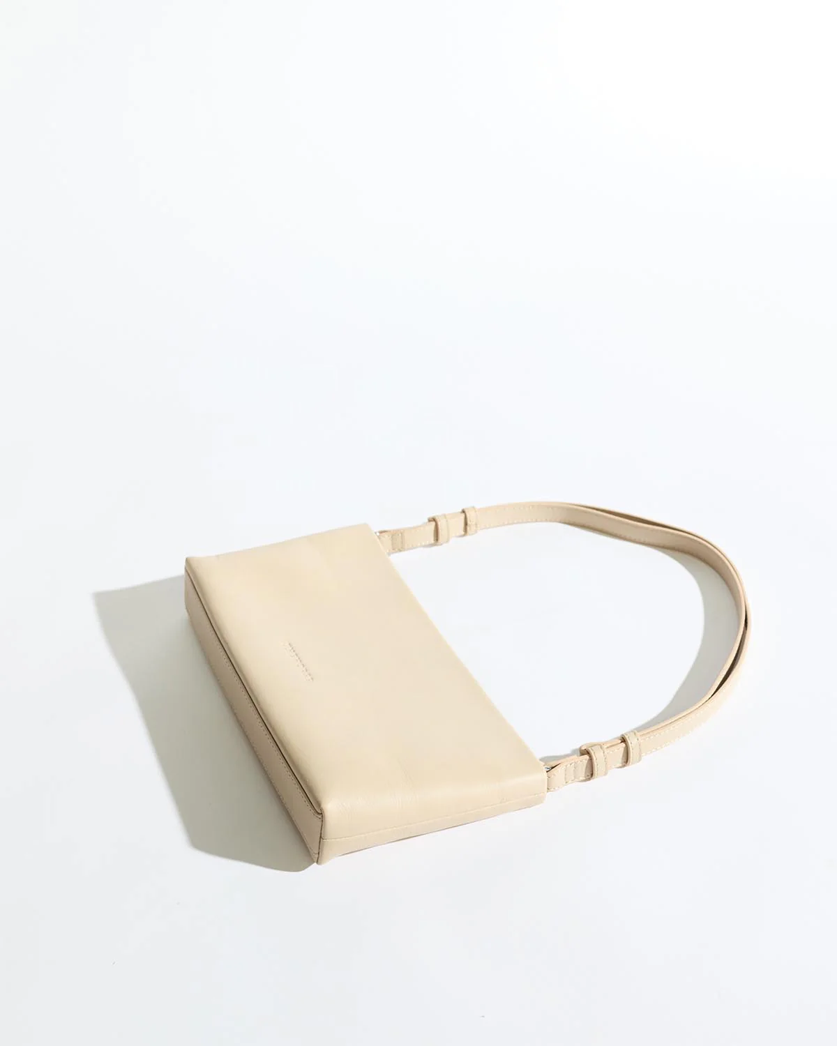 Wes Shoulder Bag: Oat - Image 11